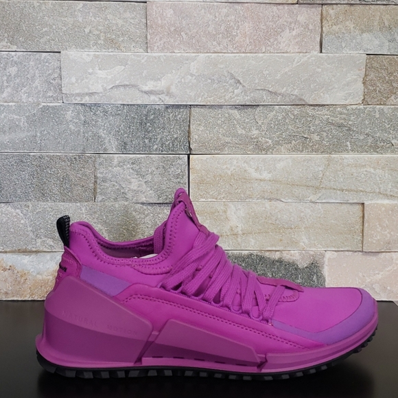 🎁 ECCO Women's Biom 2.0 Low Textile Cross Trainer - Picture 9 of 12